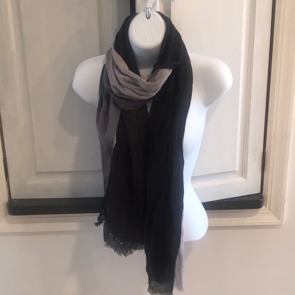 Elegant Black and Gray Scarf